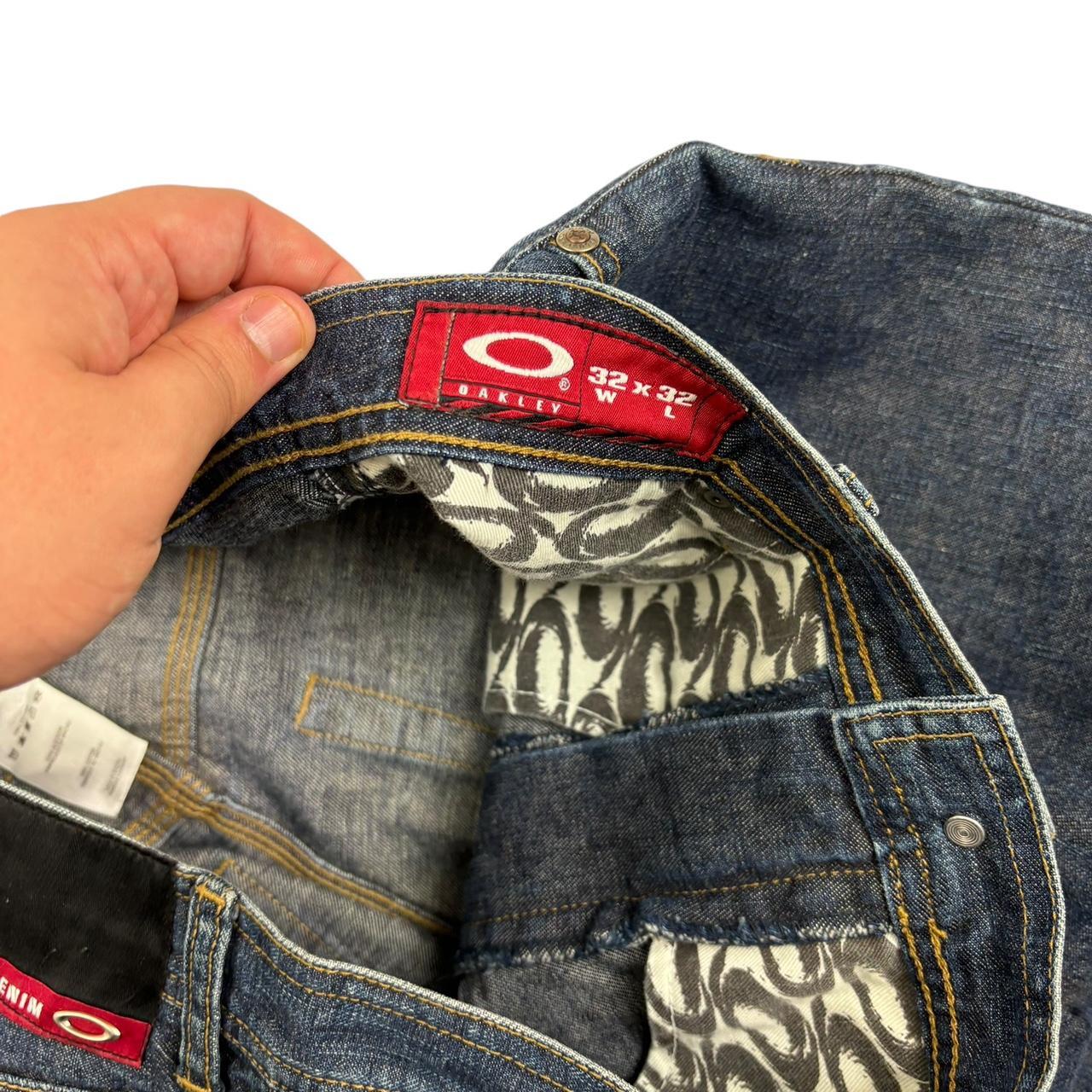 Oakley Jeans (32)